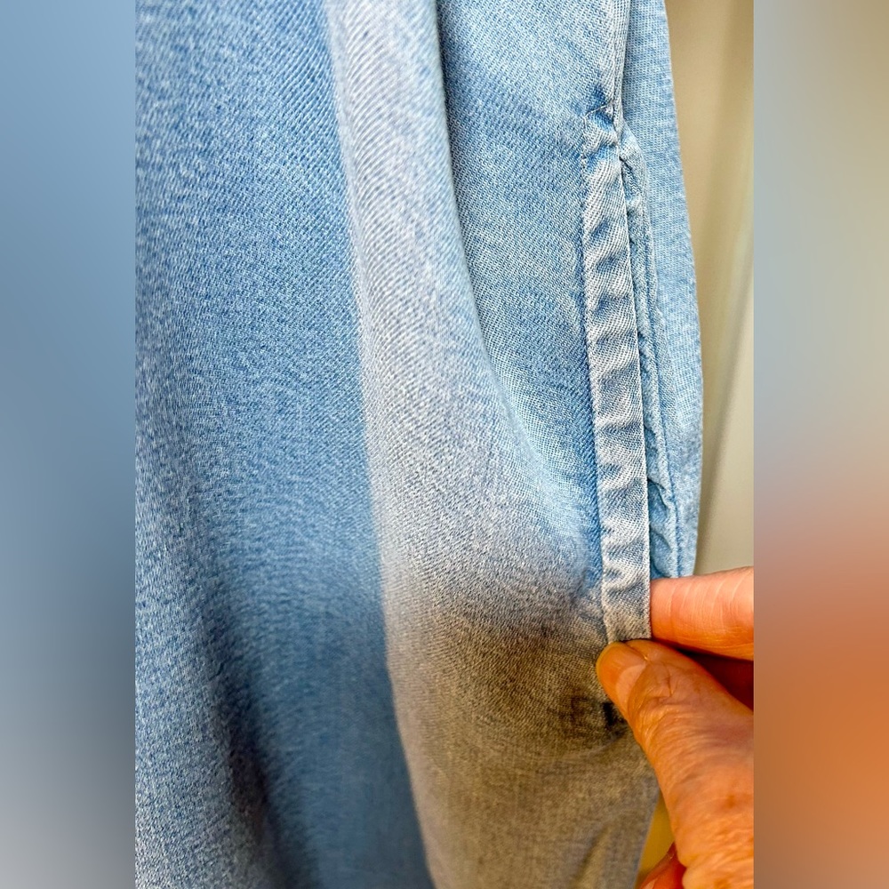 Marine Layer Daisy Chambray 1/4 Button Front Cuff… - image 5